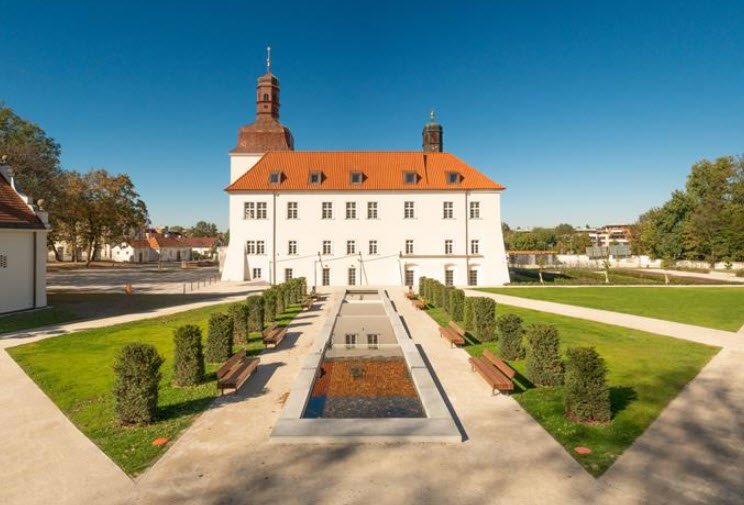 Zámek Dolní Břežany, Dolní Břežany, Czechia, Czech Republic (Czechia)
